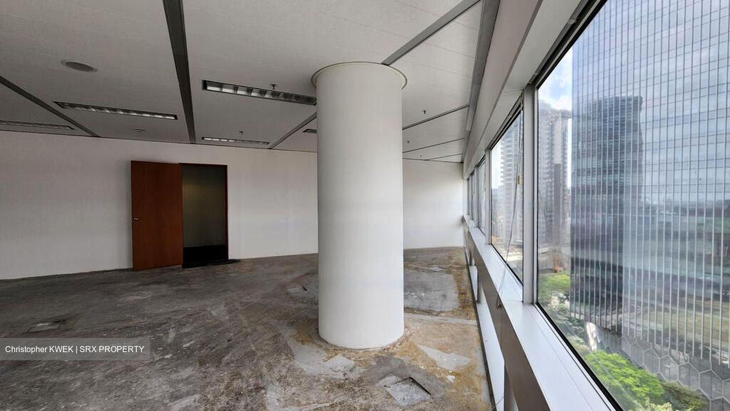 Gateway West (D7), Office #633725451